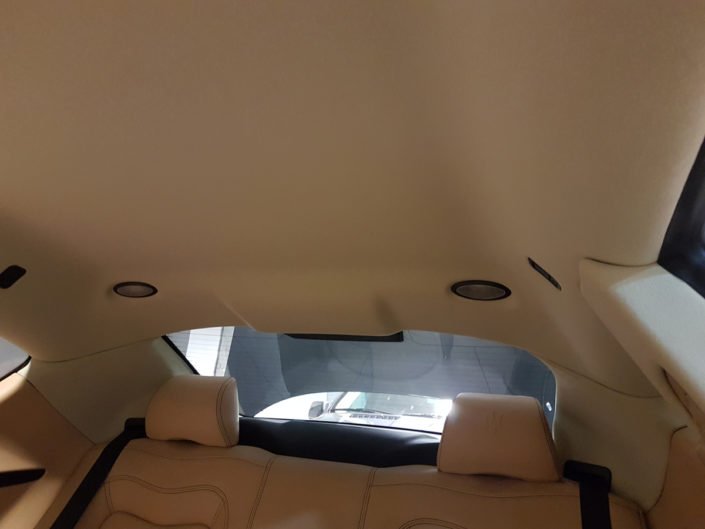 Tapizado de techo de Maserati