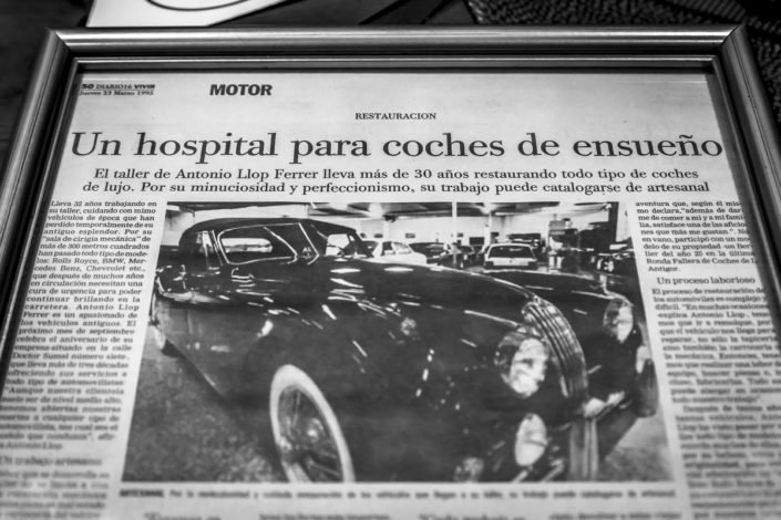 noticia de periódico sobre tapizados llop