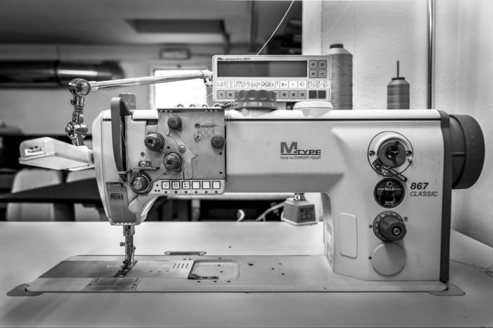 Máquina para procesos de costura